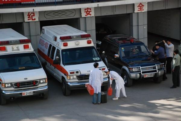 福海县救护车转院